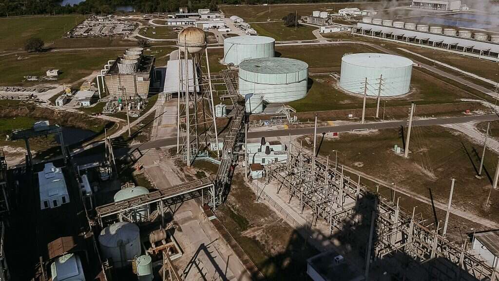 LAKELAND MCINTOSH POWER PLANT DEMOLITION