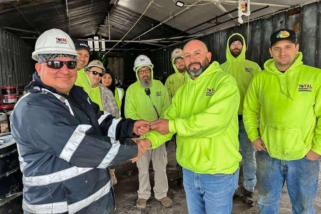 Total Wrecking EMERGENCY RESPONSE TRAINED